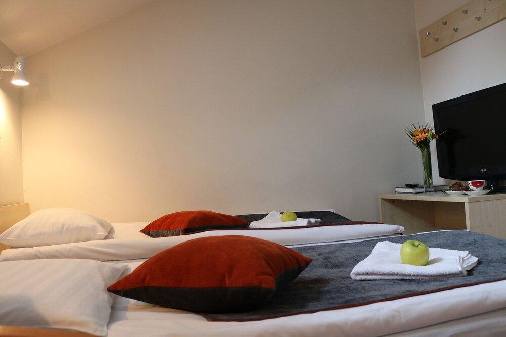 Apple Economy Hotel Kaunas Dış mekan fotoğraf