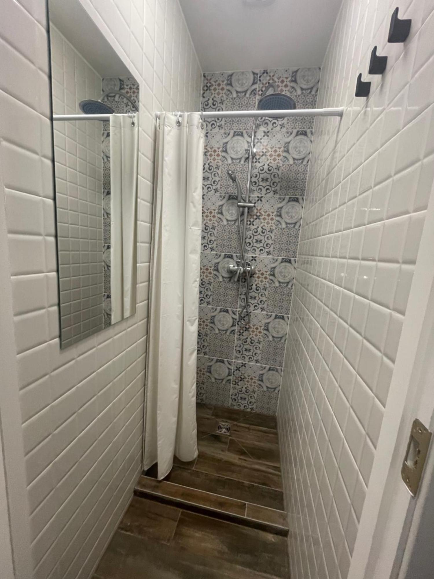 Apple Economy Hotel Kaunas Dış mekan fotoğraf