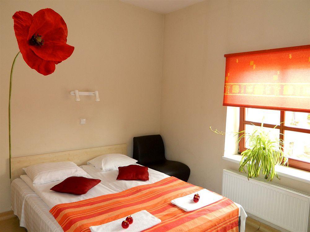 Apple Economy Hotel Kaunas Dış mekan fotoğraf